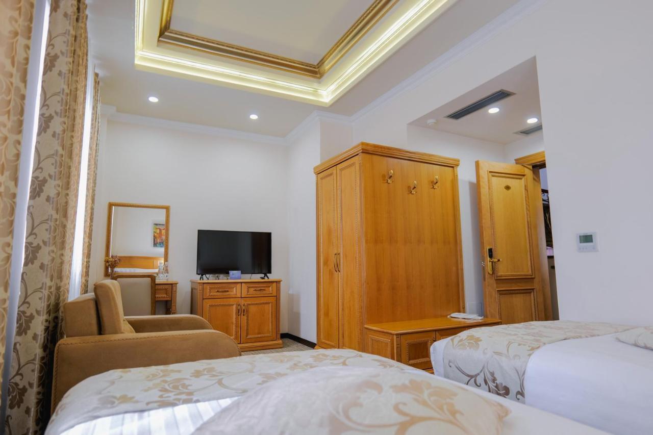 Hotel Boka Тирана Екстер'єр фото