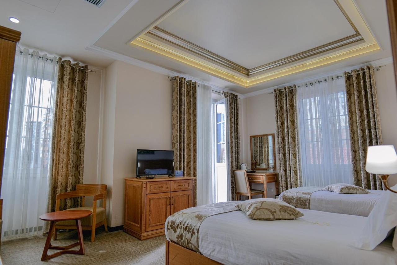 Hotel Boka Тирана Екстер'єр фото
