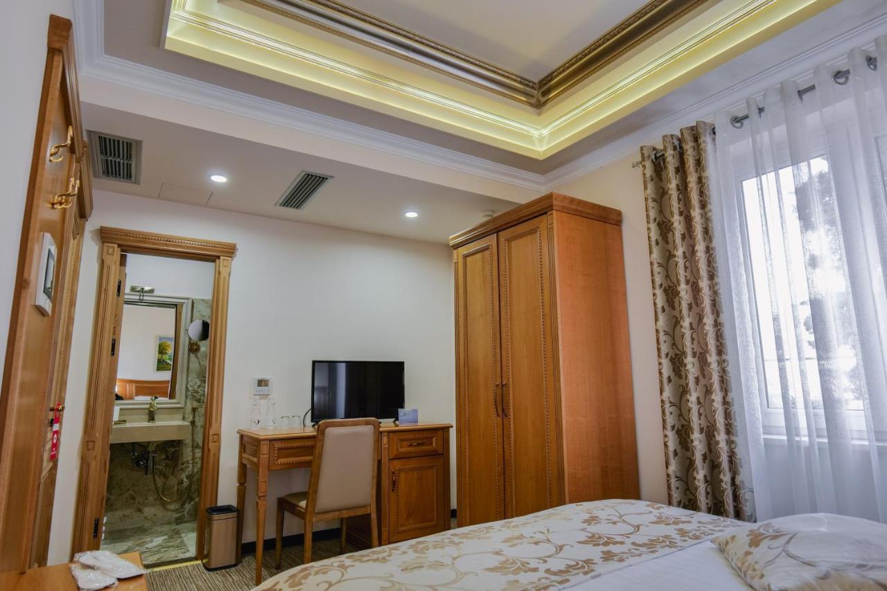 Hotel Boka Тирана Екстер'єр фото