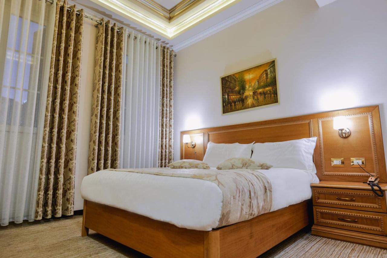 Hotel Boka Тирана Екстер'єр фото