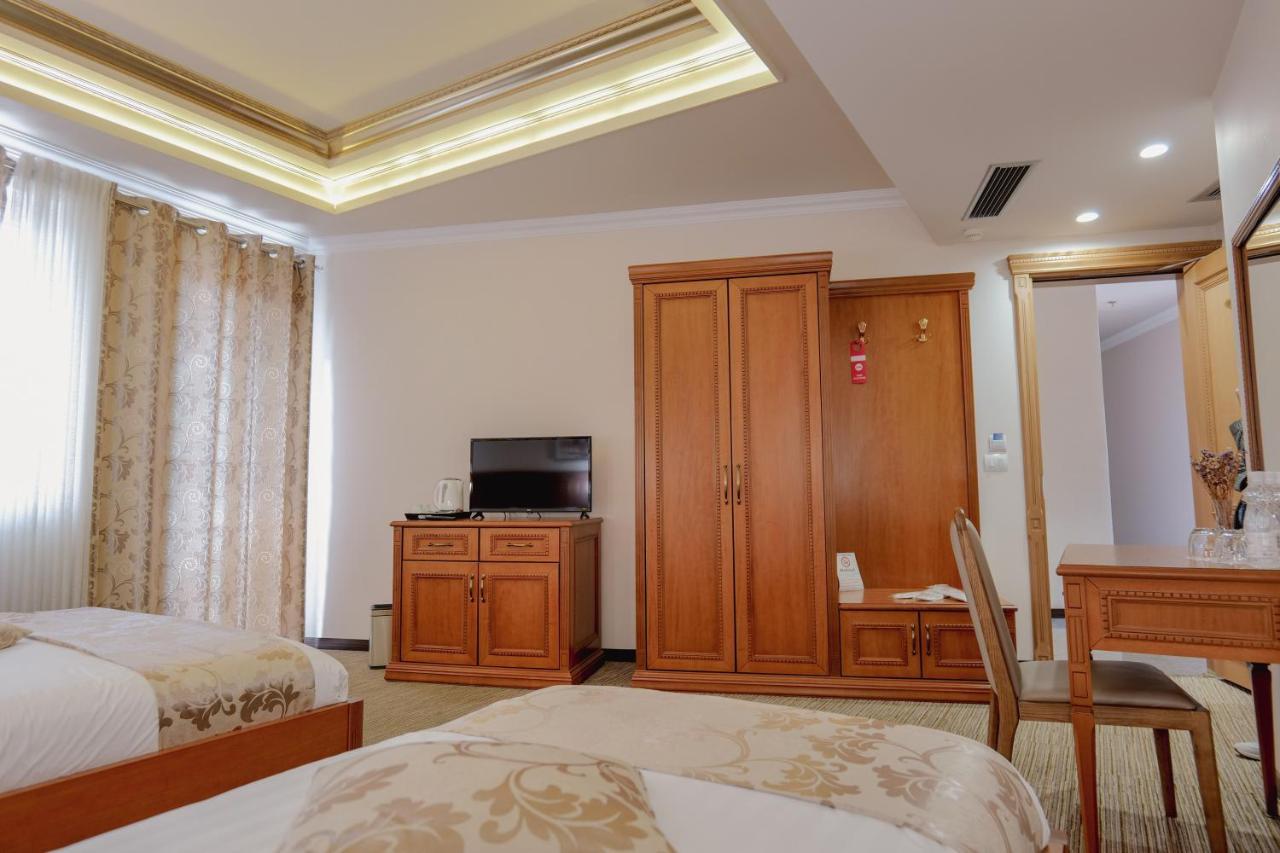 Hotel Boka Тирана Екстер'єр фото