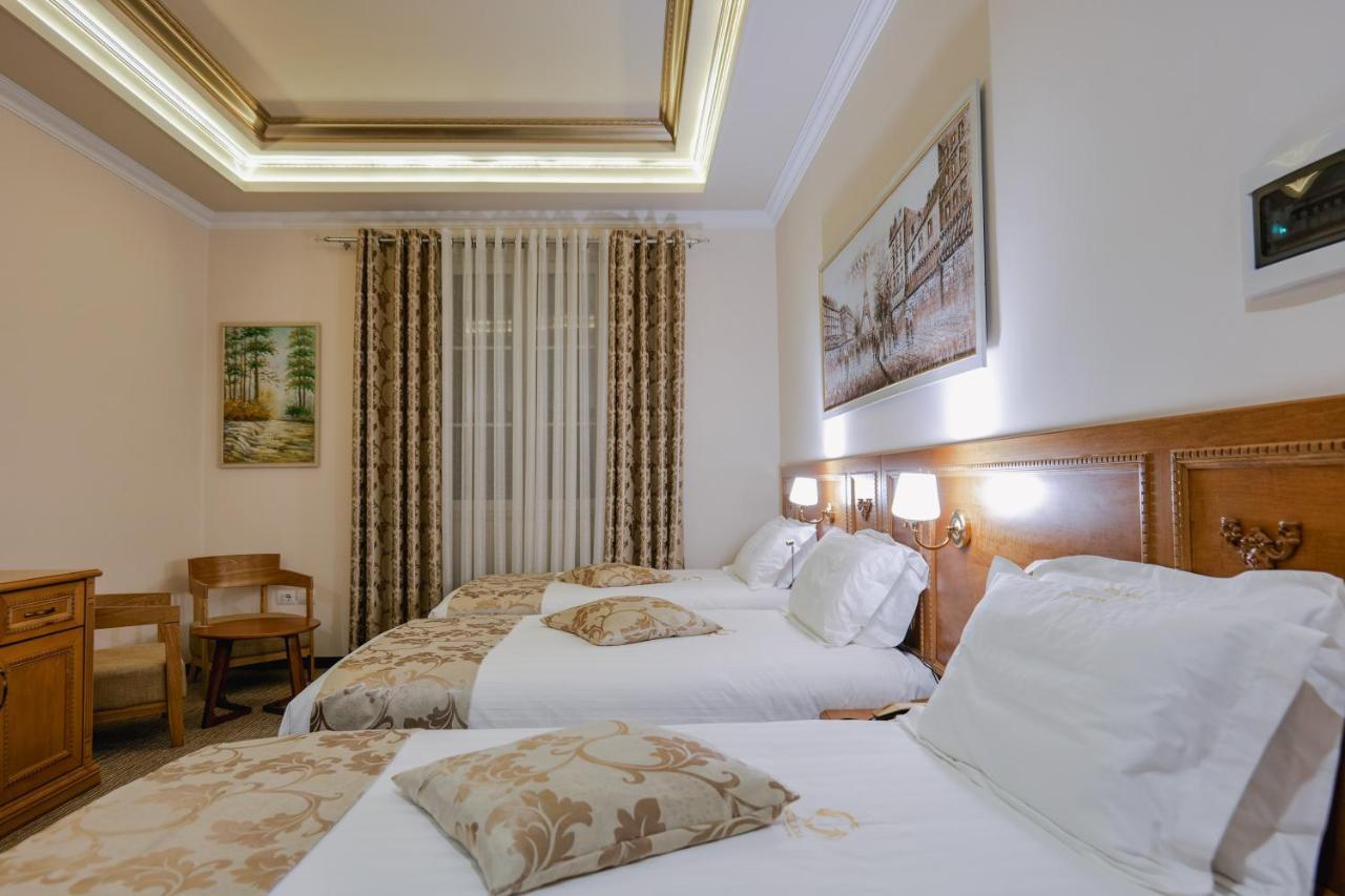 Hotel Boka Тирана Екстер'єр фото