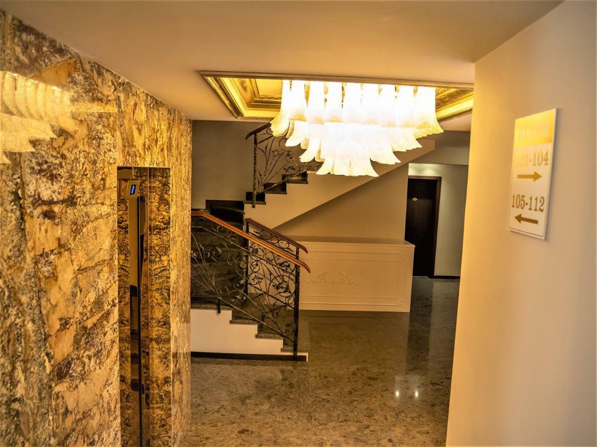 Hotel Boka Тирана Екстер'єр фото